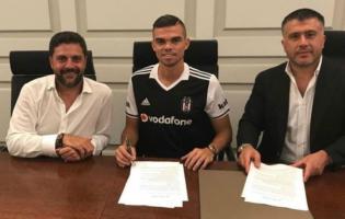 Pepe s'est engagé avec Besiktas pour 2 saisons